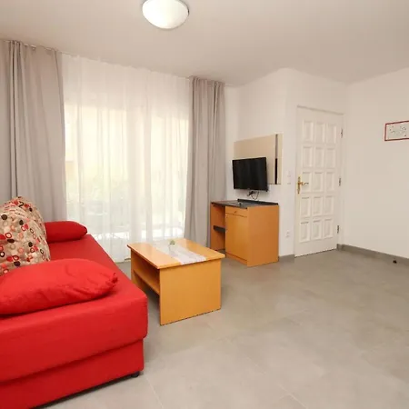 Apartment Ferienwohnung Fuer 4 Personen Ca 53 Qm In Baska, Kvarner Bucht Krk *
