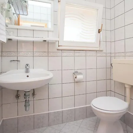 Ferienwohnung Fuer 4 Personen Ca 53 Qm In Baska, Kvarner Bucht Krk Apartment