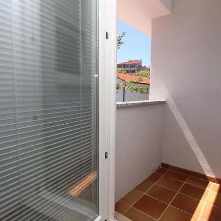 Ferienwohnung Fuer 4 Personen Ca 53 Qm In Baska, Kvarner Bucht Krk Apartment *